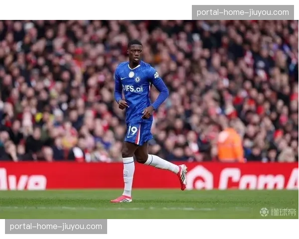 切尔西青年储备引关注：安塞尔米诺马马杜-萨尔等年轻中卫受重视